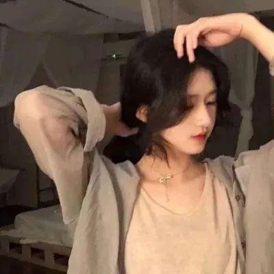 巨人与小精灵的奇幻冒险